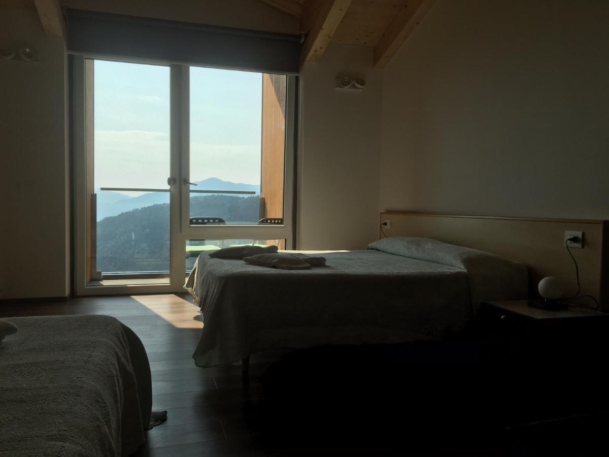 Albergo Croce D'Aune ペダヴェーナ エクステリア 写真